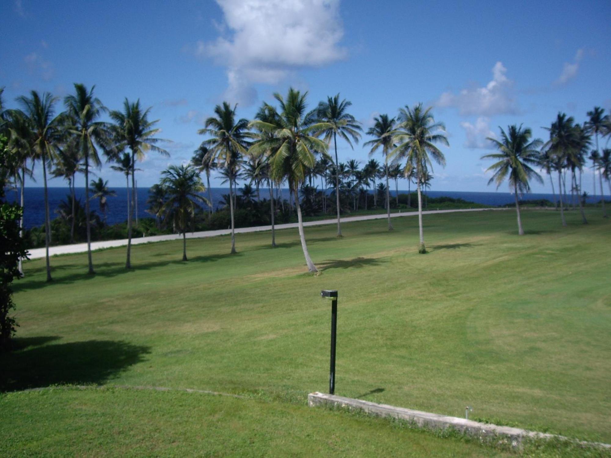 Island Time Guest Room Flying Fish Cove Esterno foto