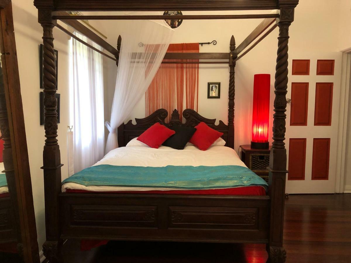 Island Time Guest Room Flying Fish Cove Esterno foto