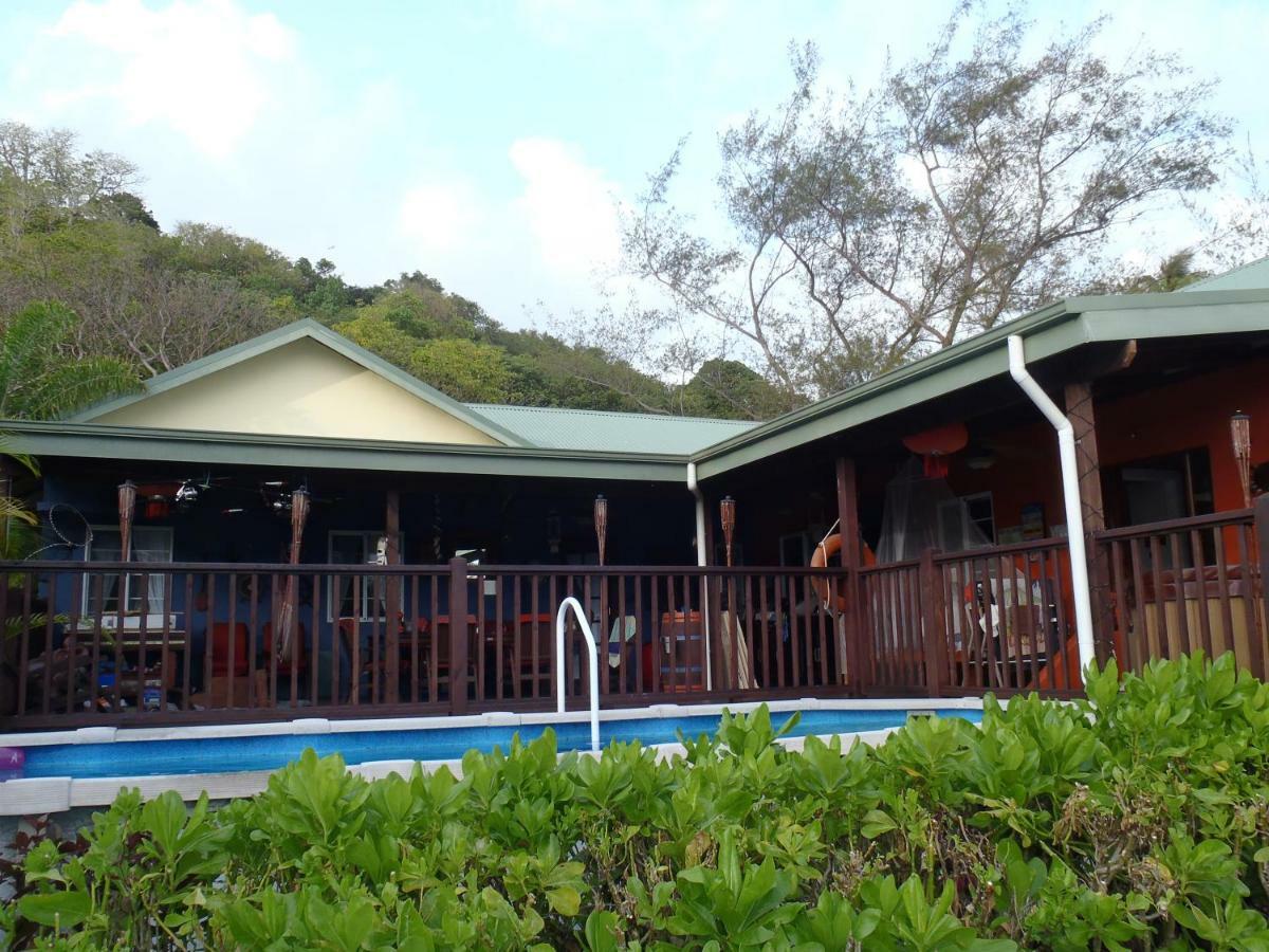 Island Time Guest Room Flying Fish Cove Esterno foto